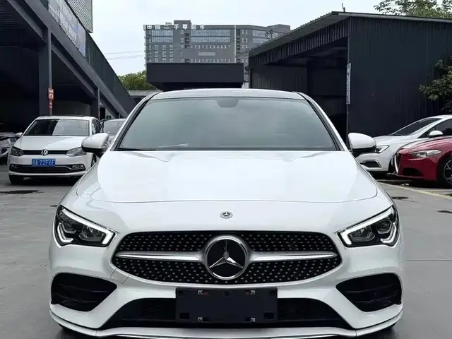 MERCEDES-BENZ CLA 2022