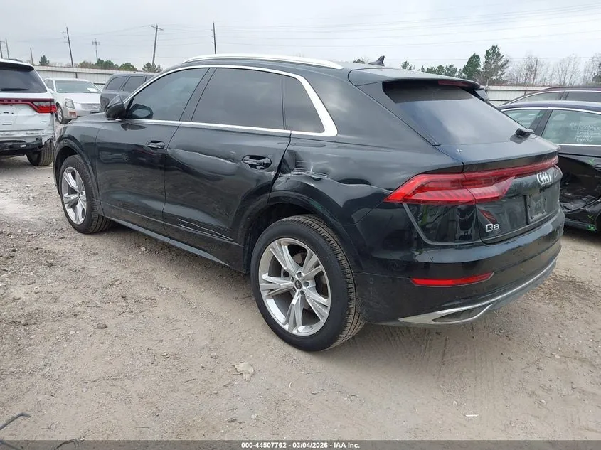 AUDI Q8 PREMIUM 55 TFSI 2022