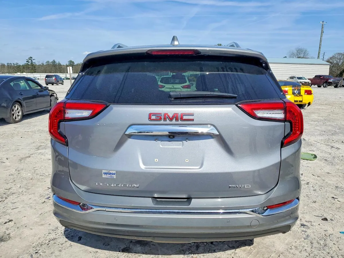 GMC TERRAIN DENALI 2023