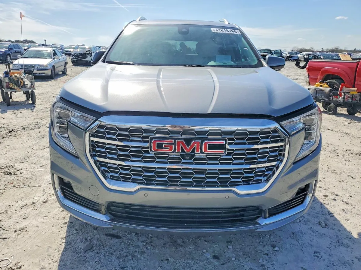 GMC TERRAIN DENALI 2023