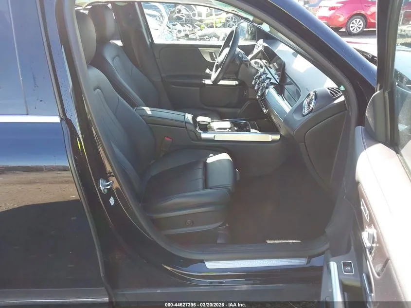 MERCEDES-BENZ GLB 250 4MATIC 2022