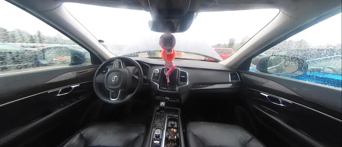 VOLVO XC90 T5 MOMENTUM 2018