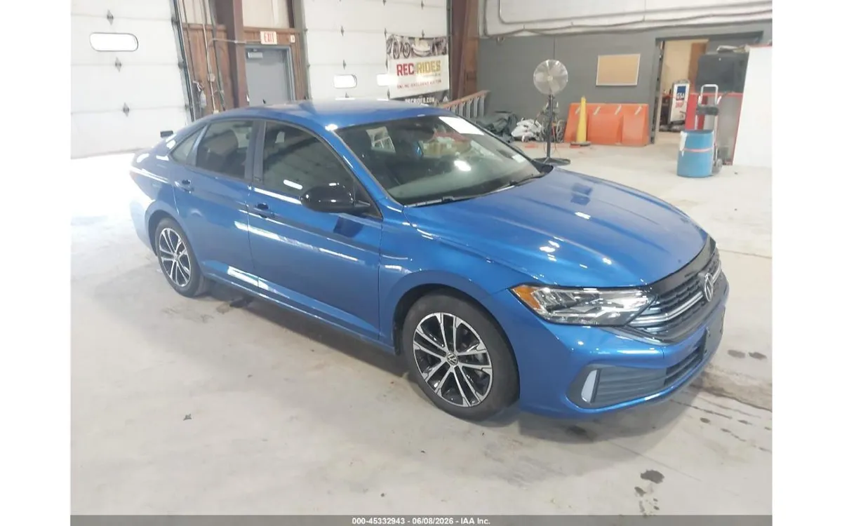 VOLKSWAGEN JETTA 2024