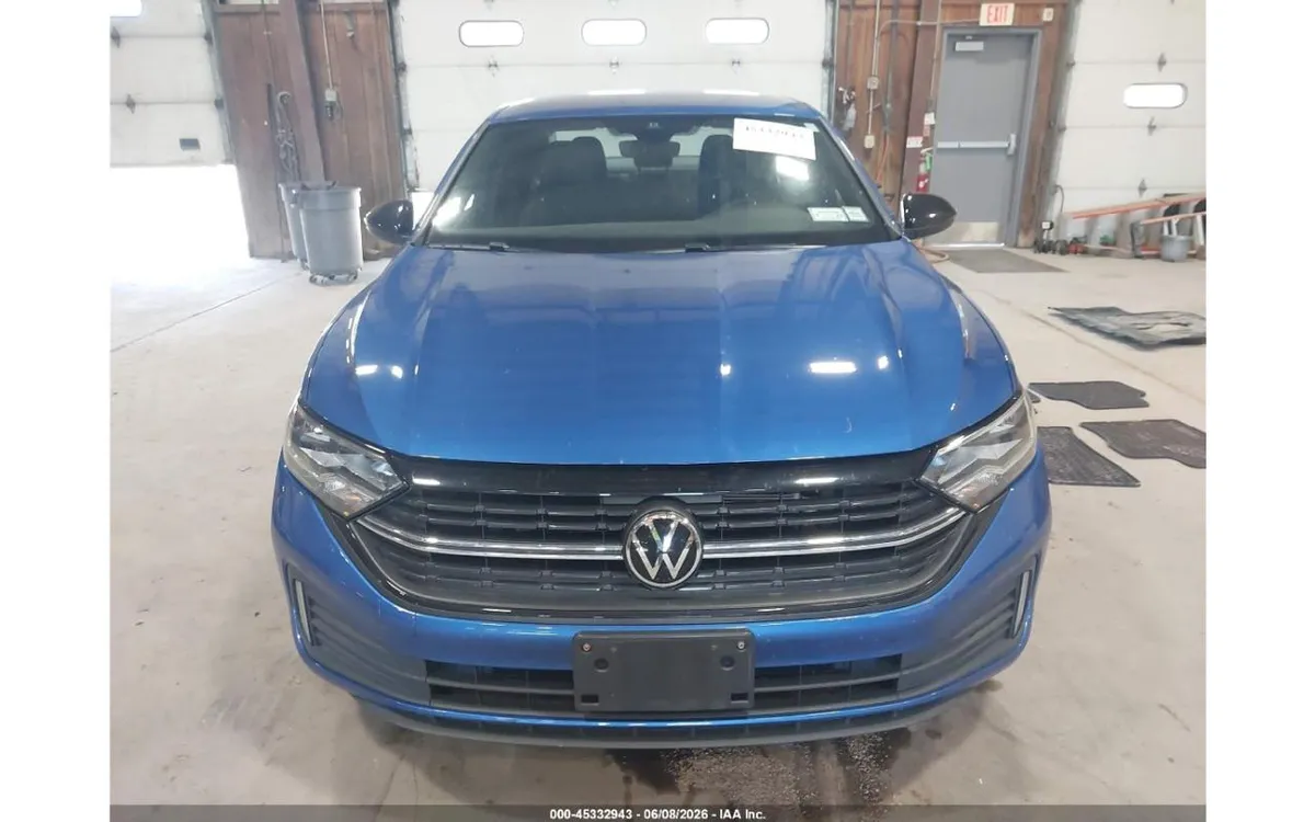 VOLKSWAGEN JETTA 2024