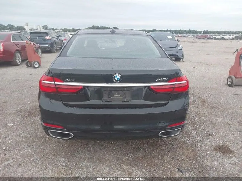 BMW 740I XDRIVE 2017