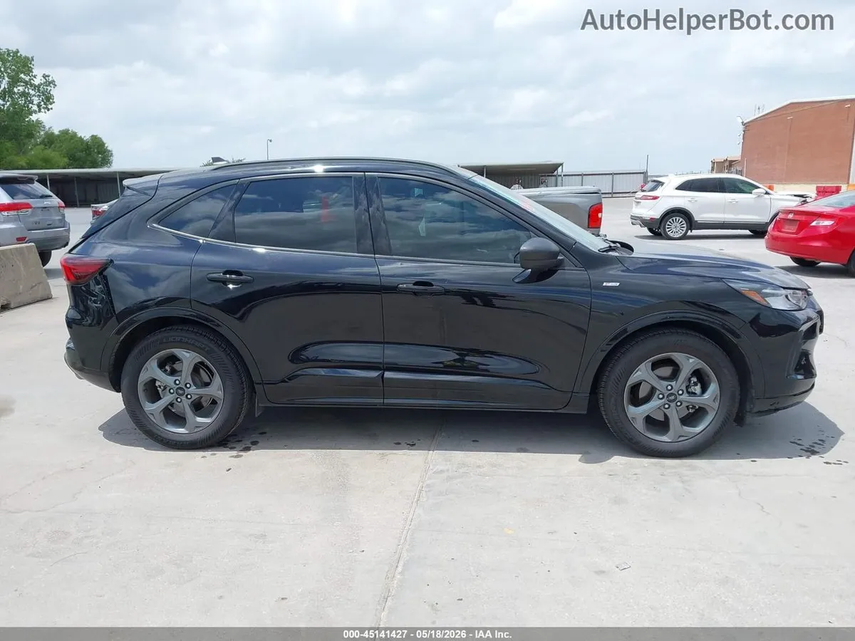 FORD ESCAPE ST-LINE 2023