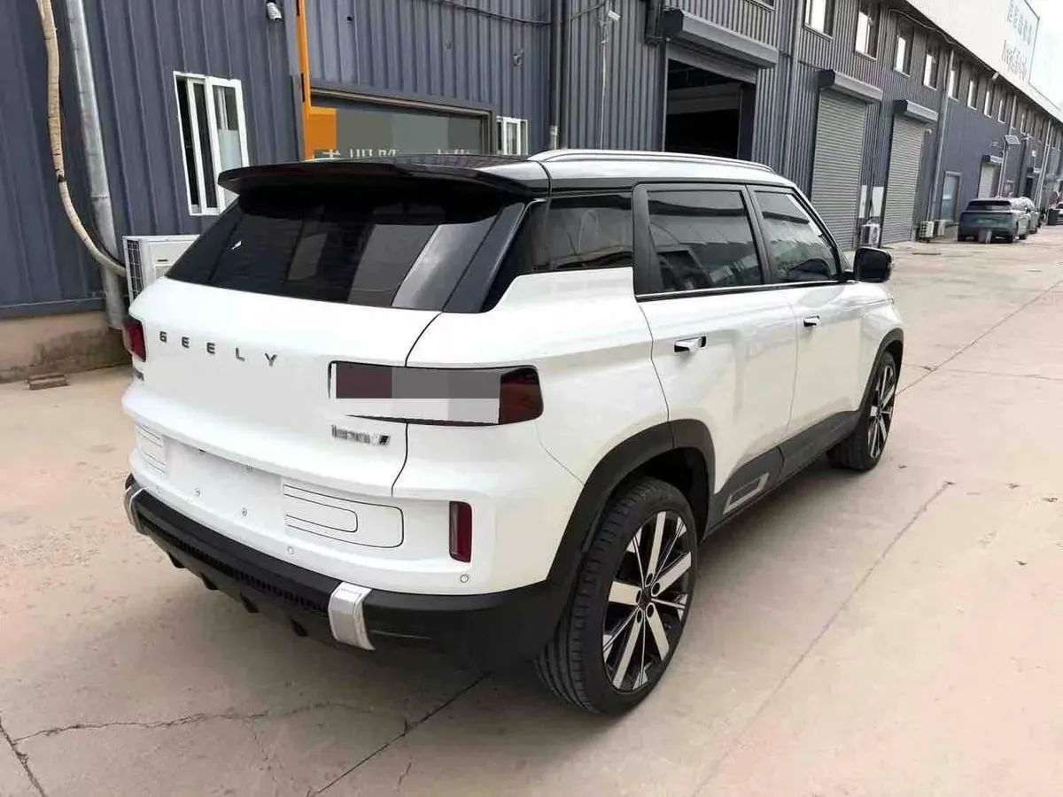 GEELY ICON 2022