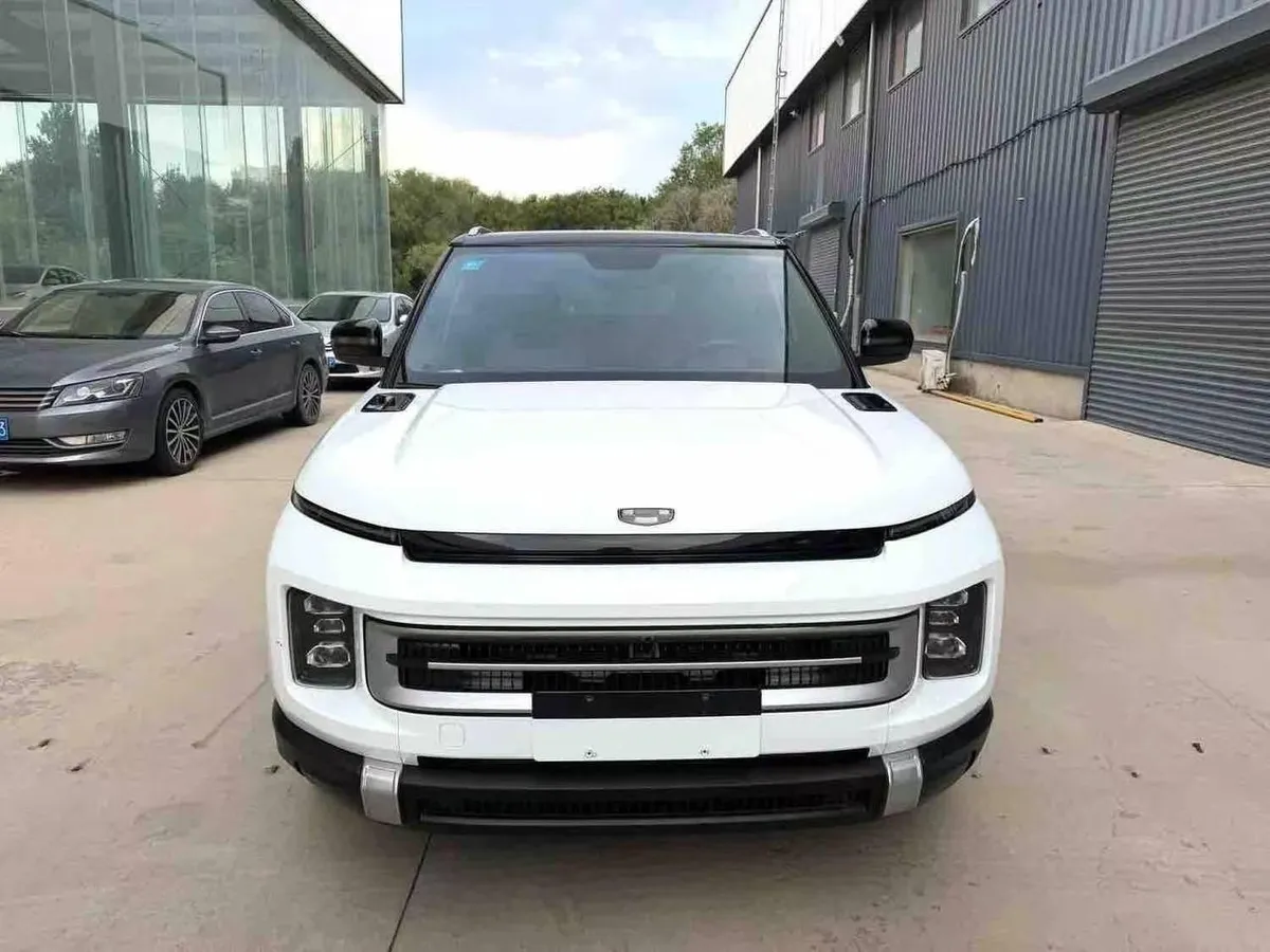 GEELY ICON 2022