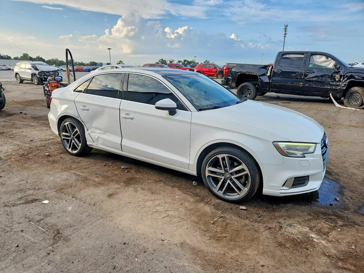 AUDI A3 2019