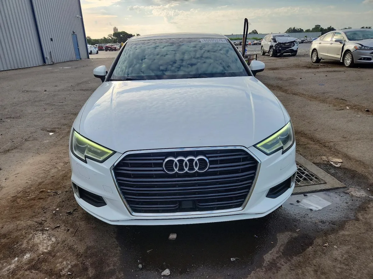 AUDI A3 2019