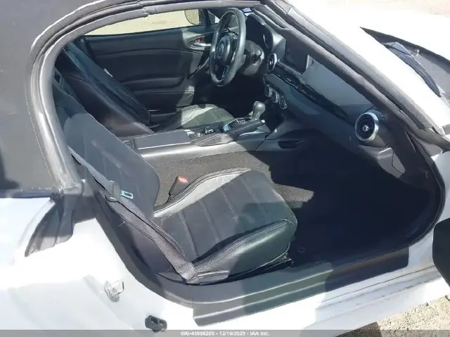 FIAT 124 SPIDER LUSSO 2017