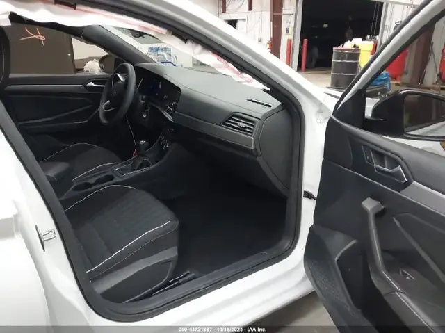 VOLKSWAGEN JETTA 2023