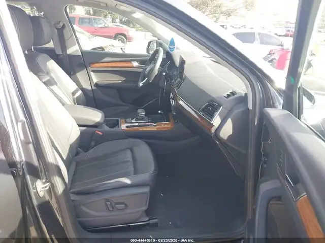 AUDI Q5 PREMIUM 40 TFSI 2023