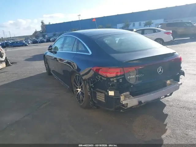 MERCEDES-BENZ EQS 450 2022