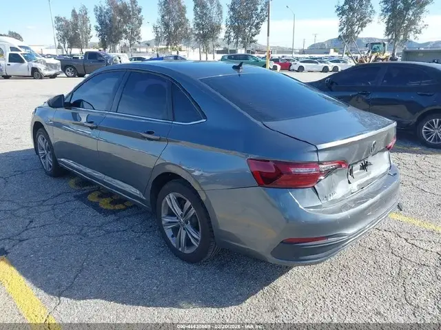 VOLKSWAGEN JETTA 2022