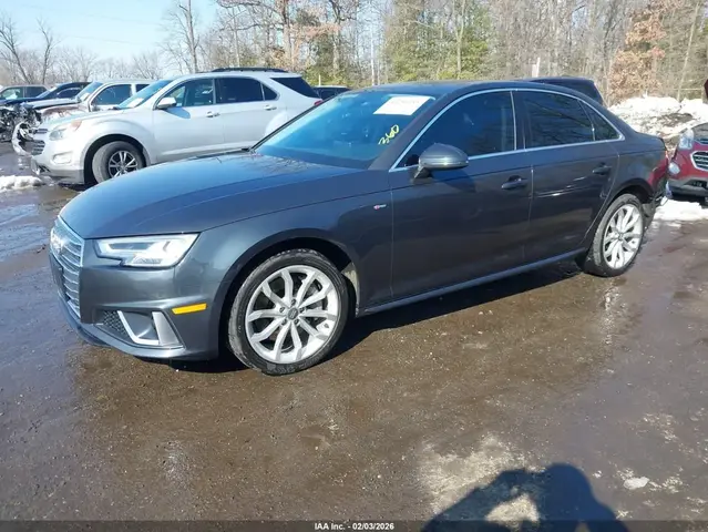 AUDI A4 45 PREMIUM S 2019