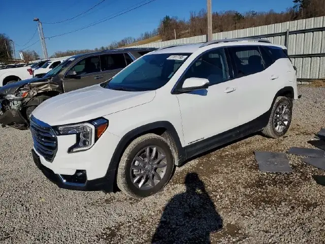 GMC TERRAIN SLT 2024