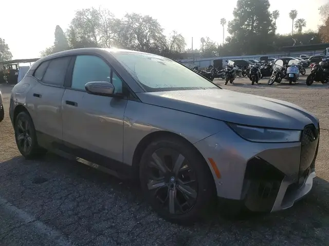 BMW IX XDRIVE50 2025