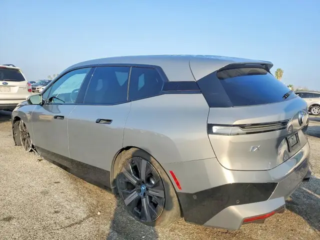 BMW IX XDRIVE50 2025