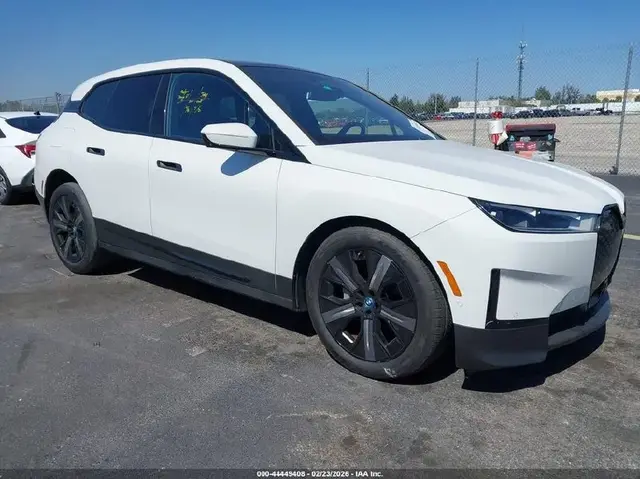 BMW IX XDRIVE50 2024