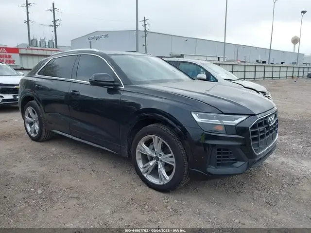 AUDI Q8 PREMIUM 55 TFSI 2022