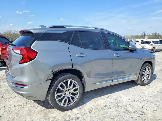 GMC TERRAIN DENALI 2023