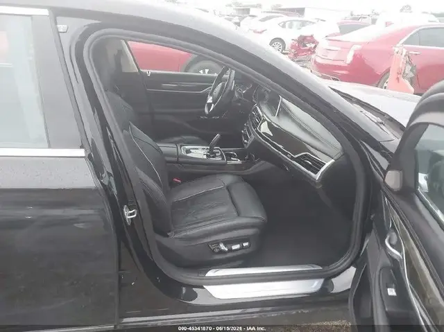 BMW 740I XDRIVE 2017