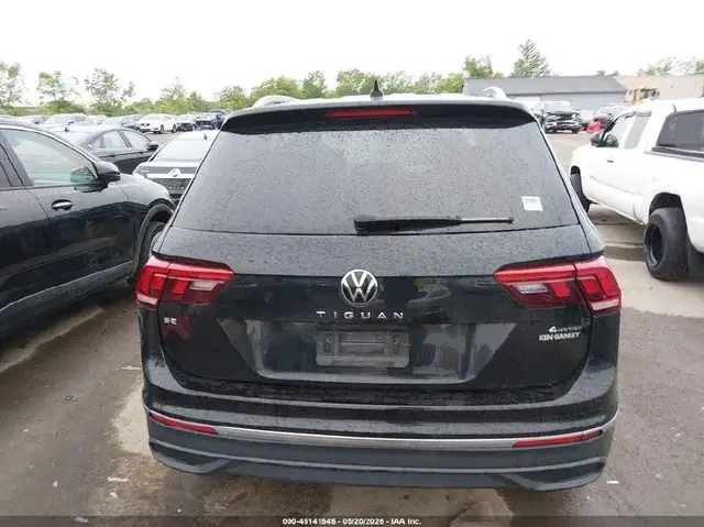 VOLKSWAGEN TIGUAN SE 2022