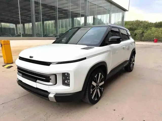 GEELY ICON 2022