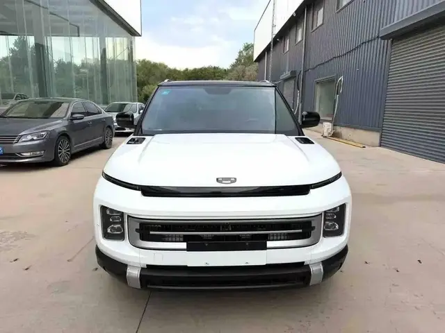 GEELY ICON 2022