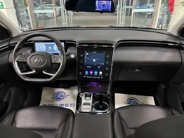 HYUNDAI TUCSON L 1 2022