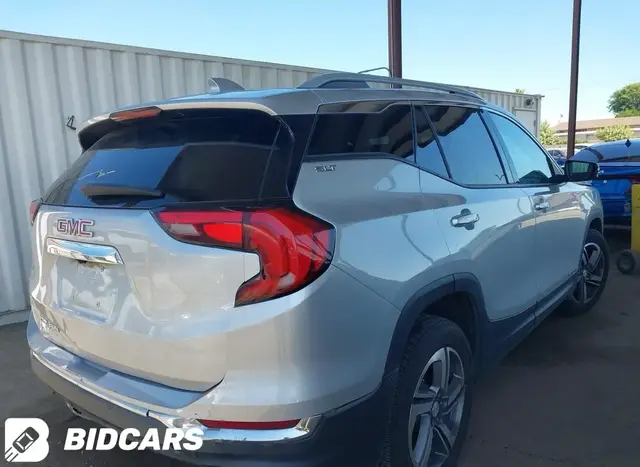GMC TERRAIN SLT 2020