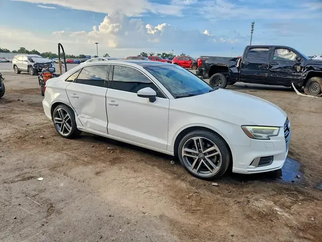 AUDI A3 2019