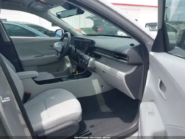 HYUNDAI KONA SE 2024