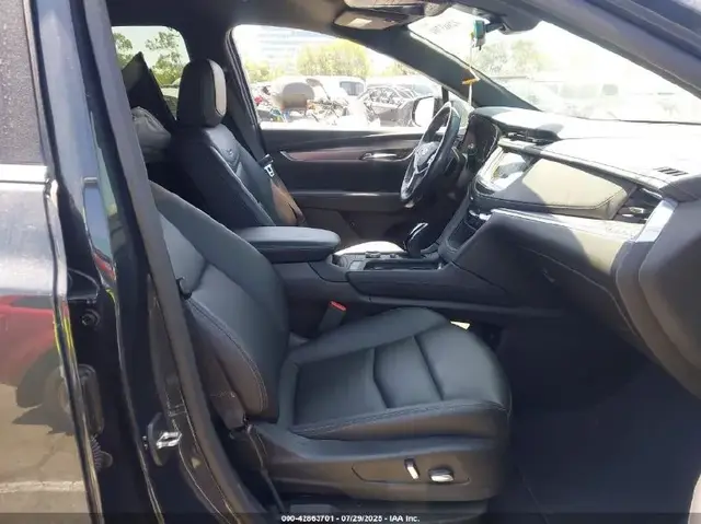 CADILLAC XT5 FWD LUXURY 2023