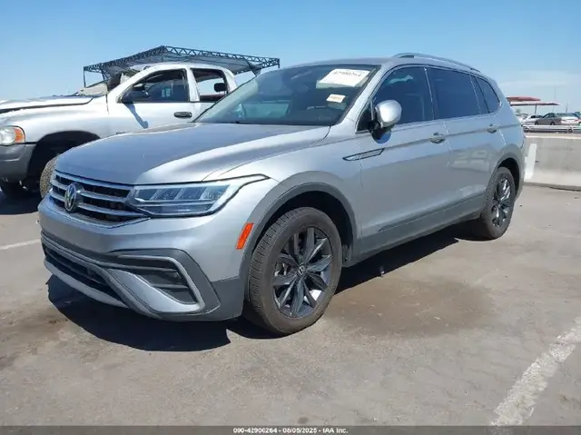 VOLKSWAGEN TIGUAN 2022