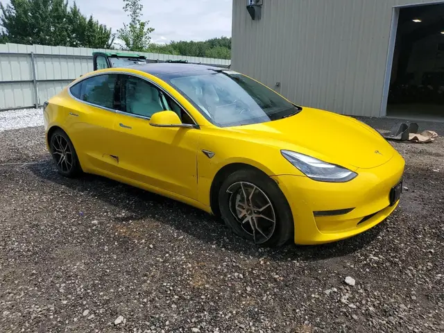 TESLA MODEL 3 2018
