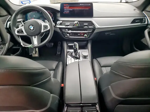 BMW 530 XI 2021