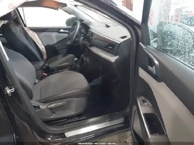 VOLKSWAGEN TAOS 2023