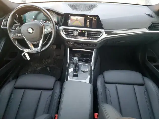 BMW 330XI 2019