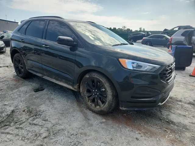 FORD EDGE SE 2022