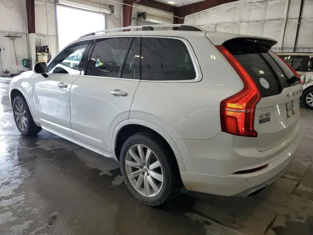 VOLVO XC90 T6 2017