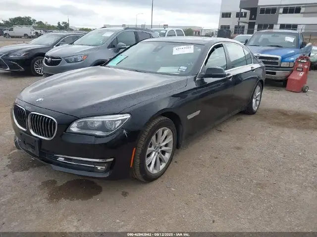 BMW 740LI 2015
