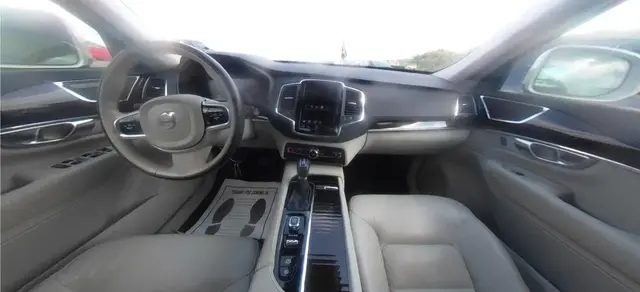 VOLVO XC90 T6 MOMENTUM 2017