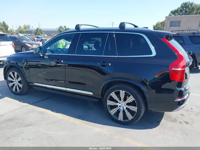 VOLVO XC90 RECHARGE PLUG-IN HYBRID 2021