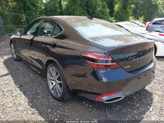 GENESIS G70 2025