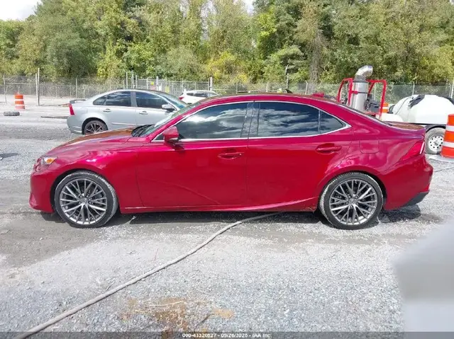 LEXUS IS 250 2015