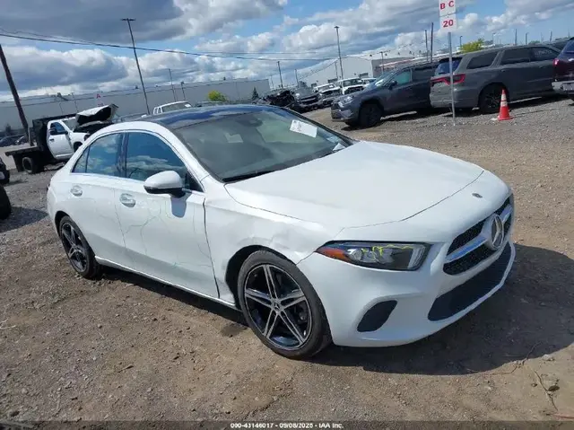 MERCEDES-BENZ A-CLASS A 220 4MATIC 2022
