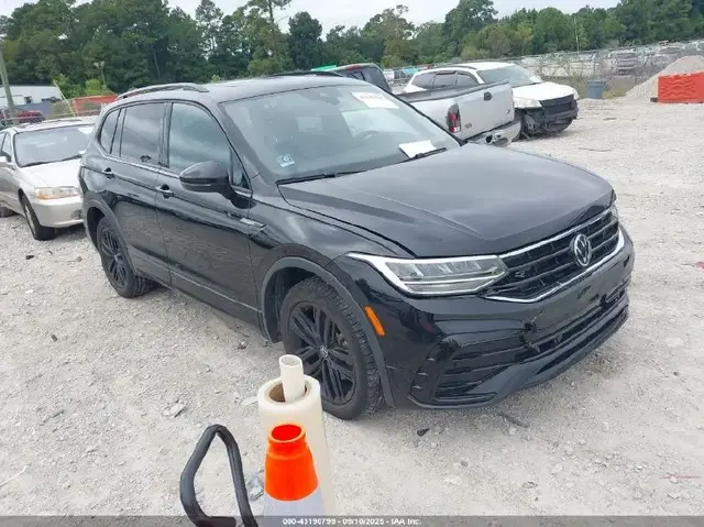 VOLKSWAGEN TIGUAN 2022