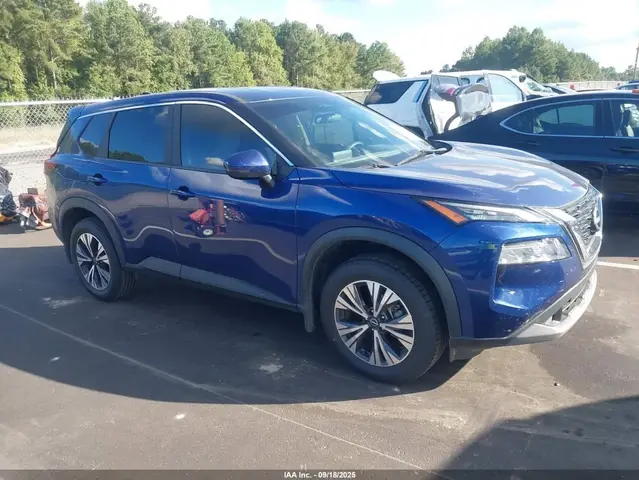 NISSAN ROGUE SV FWD 2022